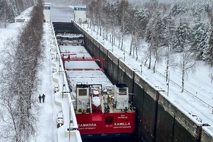 Количество шлюзований на Волго-Балте увеличилось на 6%