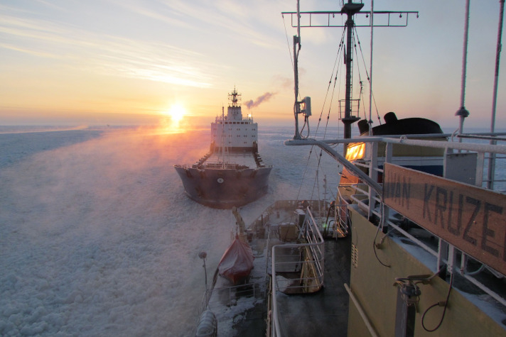 Ледоколы 'Росморпорта' провели на Балтике более 3,5 тысяч судов