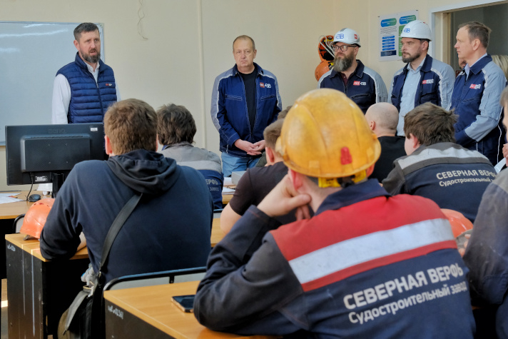 Завод ОСК 'Северная верфь' определит лучшего электросварщика-универсала