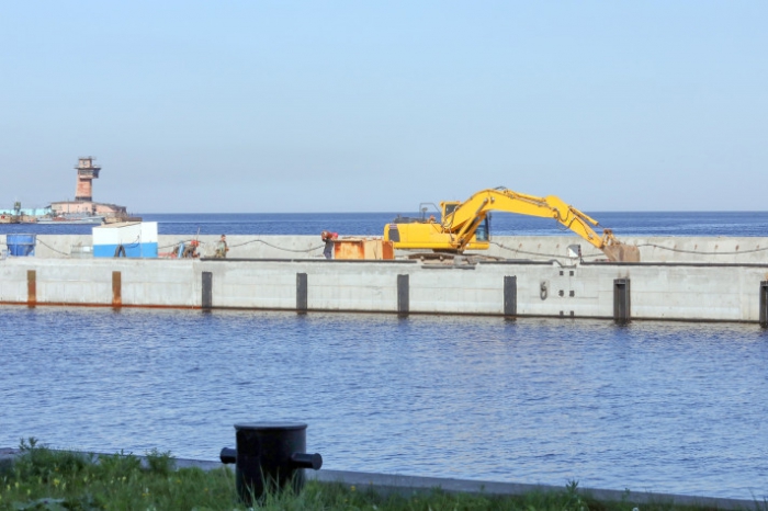 На Севмаше завершается реконструкция оградительного сооружения слипа