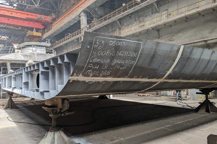 На заводе 'Красное Сормово' заложили третий круизный лайнер проекта 'Карелия'
