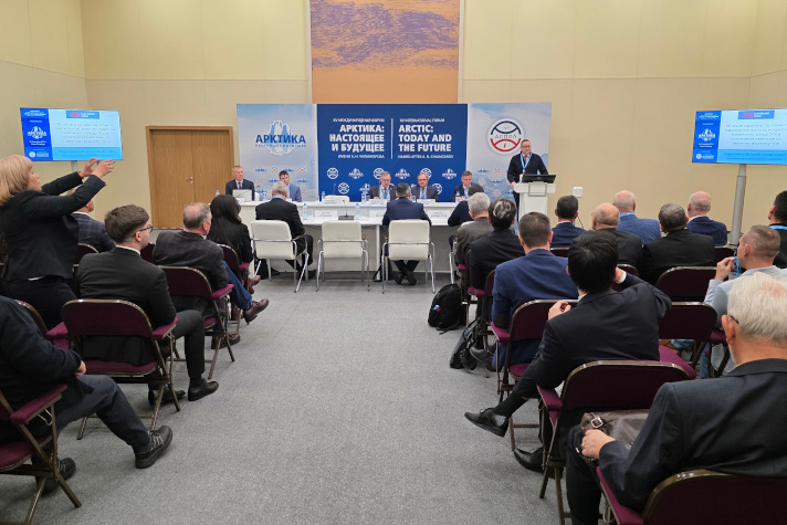 ОСК представила компетенции и достижения в арктическом судостроении