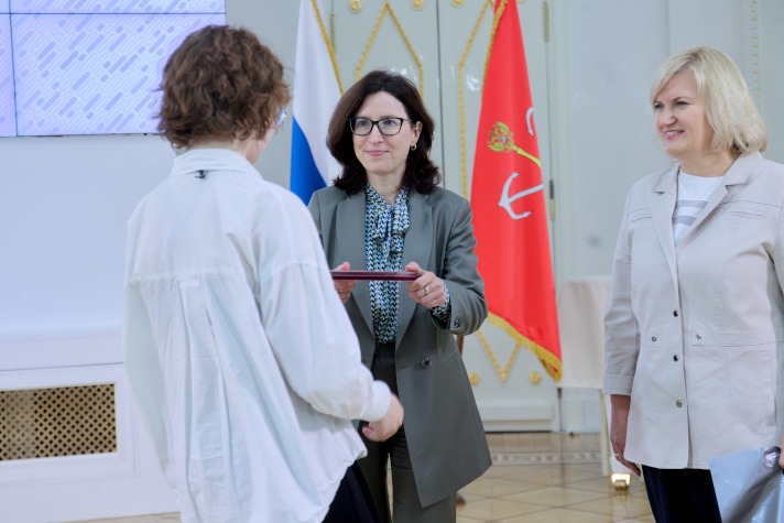 В День защиты детей прошло награждение первых выпускников технопарка 'Корабел'