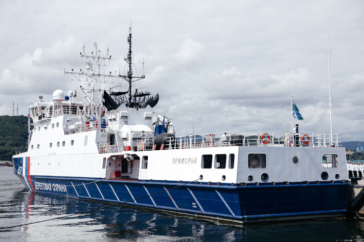 В Приморском крае прошла церемония присвоения почётного наименования пограничному кораблю