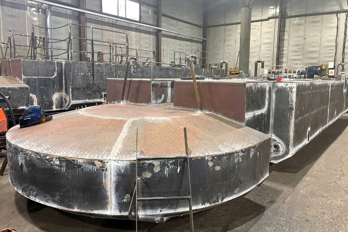 Корабелы группы 'Р-Флот' сформировали корпуса двух земснарядов проекта 2040