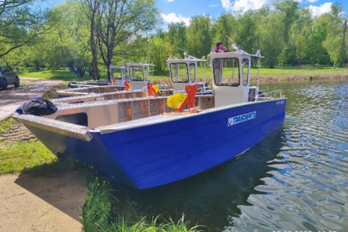 РКО продолжает техническое наблюдение за постройкой маломерных бонопостановщиков