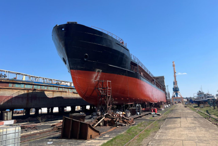 В Саратовской области продолжается строительство сухогрузного судна проекта RSD60
