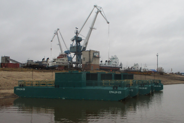 Завершается строительство серии из 13 плавучих причалов