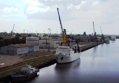 Оператор морского терминала в порту Калининград корректирует грузовую базу