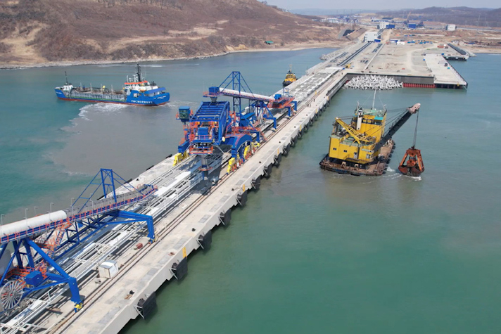 Введена в эксплуатацию акватория угольного терминала Суходол в Приморском крае