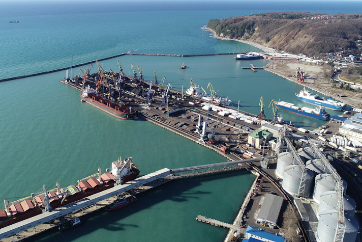 В торговом порту Туапсе расширят операционную акваторию