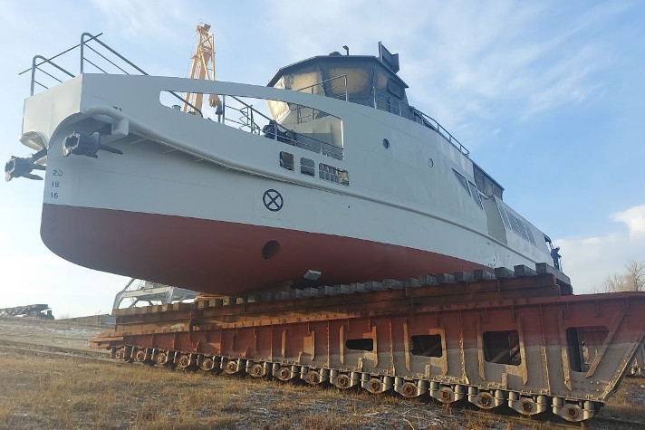 В Самаре спустили на воду пассажирское судно проекта PV20S