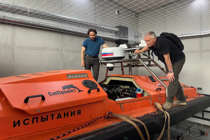 Эксперты Российского морского регистра судоходства оценили безэкипажный катер 'Бриз'