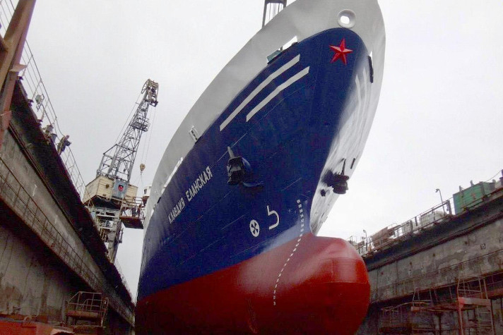 Теплоход 'Клавдия Еланская' возвращается на маршрут в Мурманской области