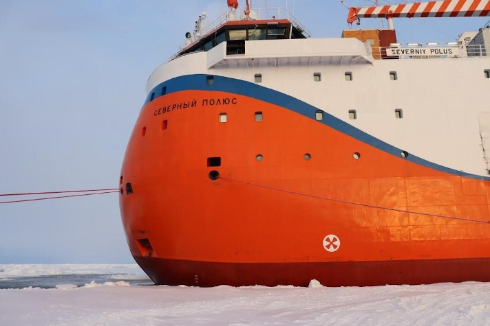 Ледостойкая платформа 'Северный полюс' прошла освидетельствование в дистанционном формате