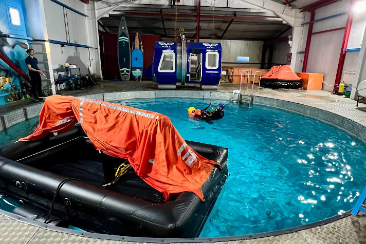 Инспекторов РС обучили безопасным методам работы при освидетельствовании судов