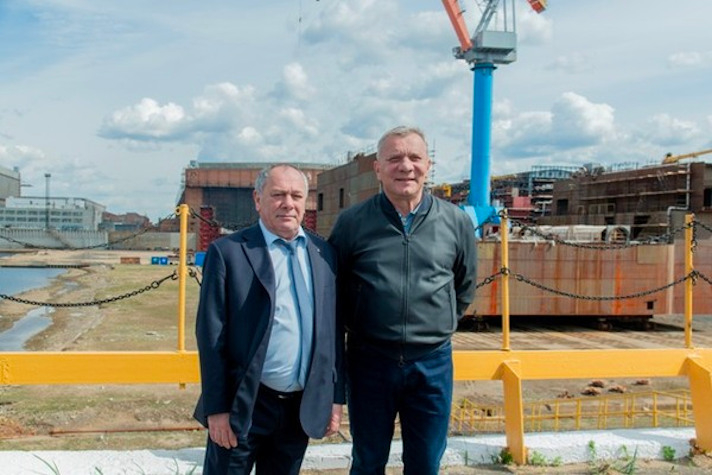 Юрий Борисов ознакомился с текущей деятельностью предприятия ОСК 'Севмаш'