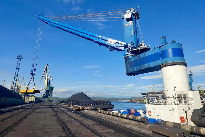 Специалисты ЗАО 'СММ' спроектировали и изготовили стрелу для импортного судового крана