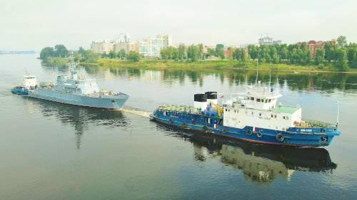 Корабль ПМО 'Петр Ильичев' начал переход на Тихоокеанский флот