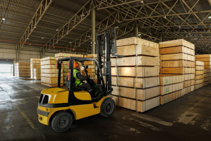 Лесопромышленная группа 'Свеза' увеличила морские отгрузки по Севморпути на 73%