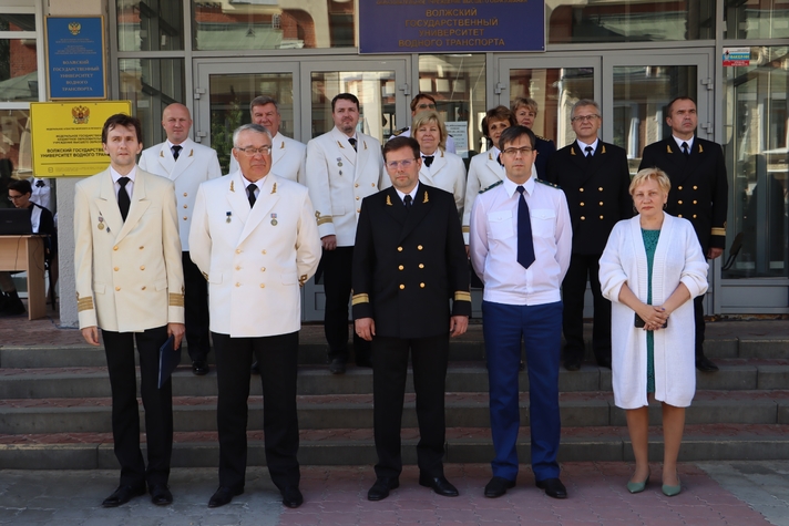 Волжское пароходство поздравило нижегородских студентов и курсантов с началом учебного года