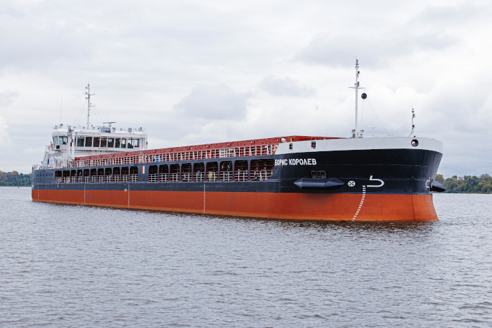 Сухогруз 'Борис Королев' отправился в первый рейс